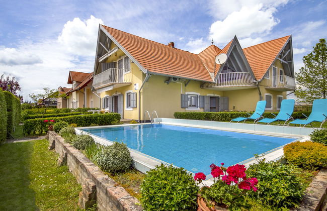 Apartamento de 3 quartos em Balatonmáriafürdő com piscina e jardim - Foto 9