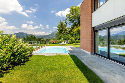 Foto 28 - Casa de 3 quartos em Lugano com piscina privada e jardim