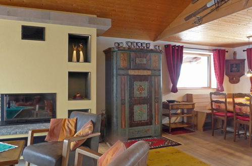 Photo 4 - 3 bedroom House in Lauterbrunnen with garden and terrace