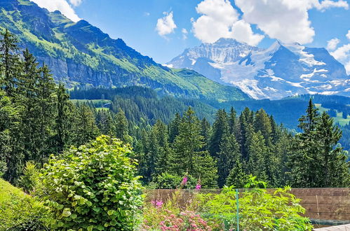 Photo 15 - 3 bedroom House in Lauterbrunnen with garden and terrace