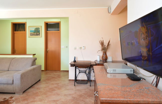 Apartamento de 4 quartos em Tribunj com jardim e terraço - Foto 6