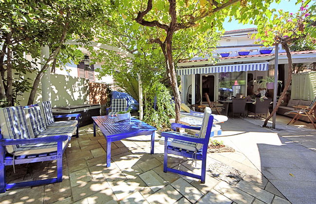 Casa de 4 quartos em Sućuraj com jardim e terraço - Foto 4
