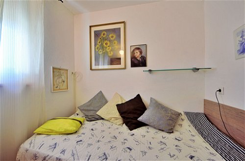 Foto 15 - Casa con 3 camere da letto a Sućuraj con terrazza e vista mare