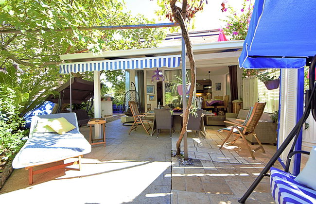 Casa de 4 quartos em Sućuraj com jardim e terraço - Foto 14