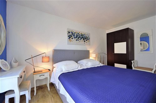 Foto 9 - Casa con 3 camere da letto a Sućuraj con terrazza e vista mare