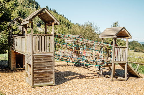 Foto 15 - Casa de 3 quartos em Gruyères com jardim e vista para a montanha