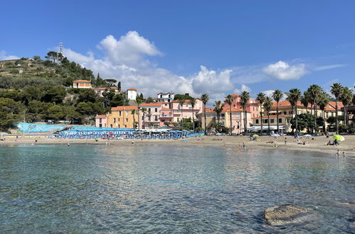 Foto 40 - Apartamento de 2 quartos em Cipressa com piscina e vistas do mar