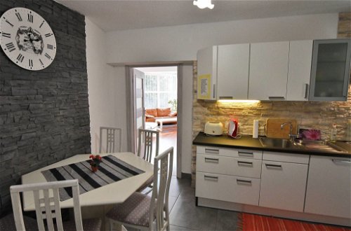 Foto 11 - Apartment mit 1 Schlafzimmer in Štrba mit garten