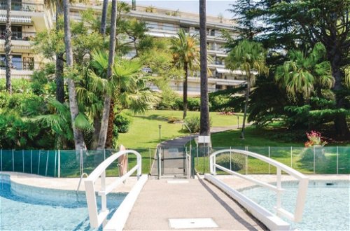 Foto 16 - Apartamento de 1 quarto em Cannes com piscina e vistas do mar