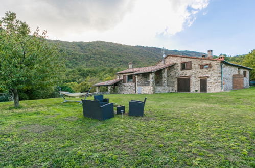 Foto 56 - Casa de 3 habitaciones en Montieri con jardín y terraza