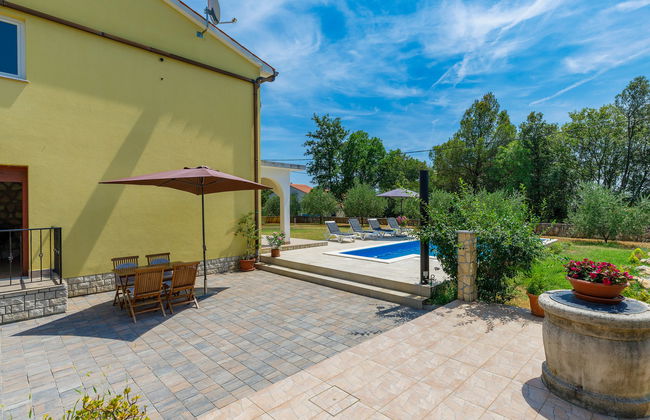 Casa de 4 quartos em Labin com piscina privada e jardim - Foto 30