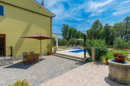 Photo 30 - Maison de 3 chambres à Labin avec piscine privée et jardin