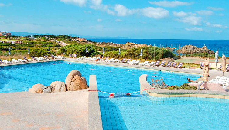 Photo 1 - 2 bedroom Apartment in Santa Teresa Gallura with swimming pool and sea view