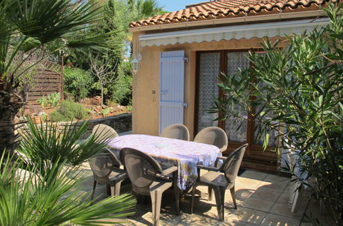 Foto 1 - Casa de 2 habitaciones en La Motte con piscina y jardín