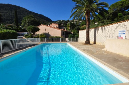 Photo 17 - Maison de 1 chambre à Cavalaire-sur-Mer avec piscine et vues à la mer