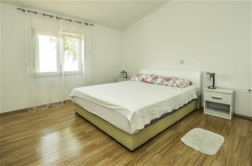 Foto 6 - Casa con 4 camere da letto a Jasenice con terrazza