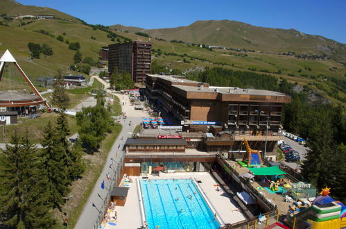 Foto 18 - Apartamento en Villarembert con piscina y vistas a la montaña