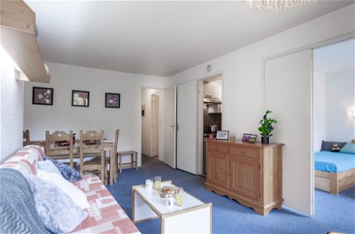 Foto 2 - Appartamento con 2 camere da letto a Villarembert con piscina e vista sulle montagne