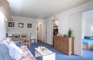 Foto 2 - Apartment mit 2 Schlafzimmern in Villarembert mit schwimmbad und blick auf die berge