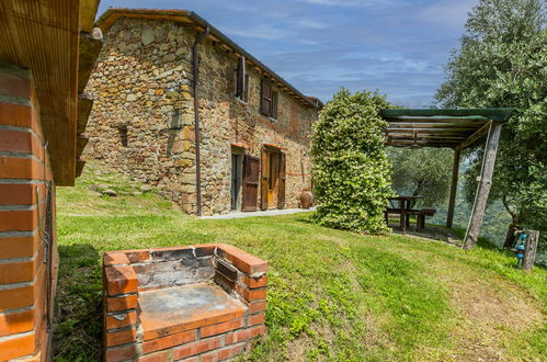 Foto 42 - Casa de 3 quartos em Pescia com piscina e jardim