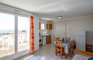 Photo 3 - 2 bedroom House in Fleury with swimming pool and sea view