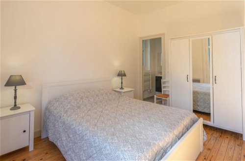 Foto 15 - Casa con 5 camere da letto a Saint-Palais-sur-Mer con giardino e vista mare