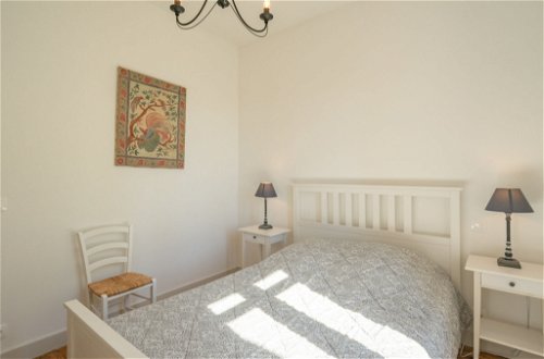 Photo 13 - 5 bedroom House in Saint-Palais-sur-Mer with garden and sea view