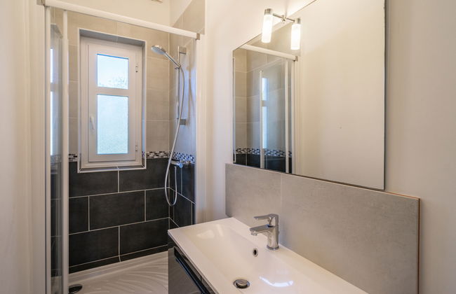 Casa de 5 quartos em Saint-Palais-sur-Mer com jardim e terraço - Foto 19