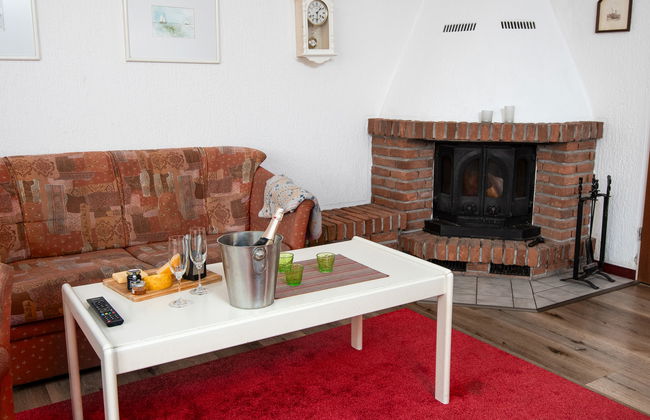 2 bedroom Apartment in Norden with garden and terrace - Photo 4