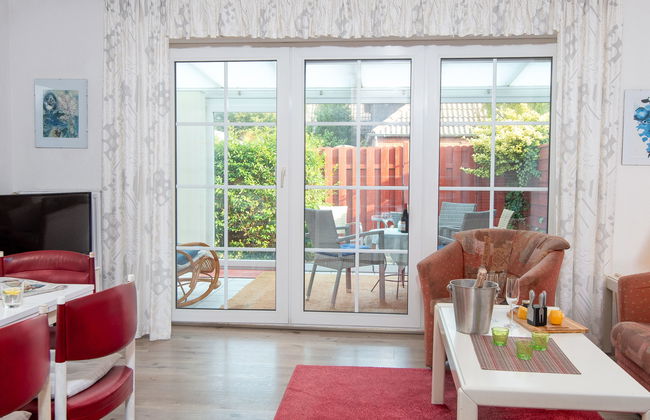 2 bedroom Apartment in Norden with garden and terrace - Photo 2