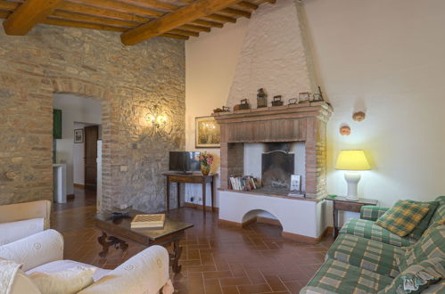 Foto 7 - Apartamento de 2 quartos em Castellina in Chianti com piscina e jardim