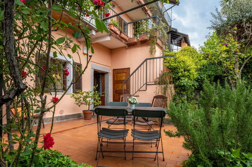 Photo 2 - Maison de 2 chambres à Arizzano avec jardin et vues sur la montagne