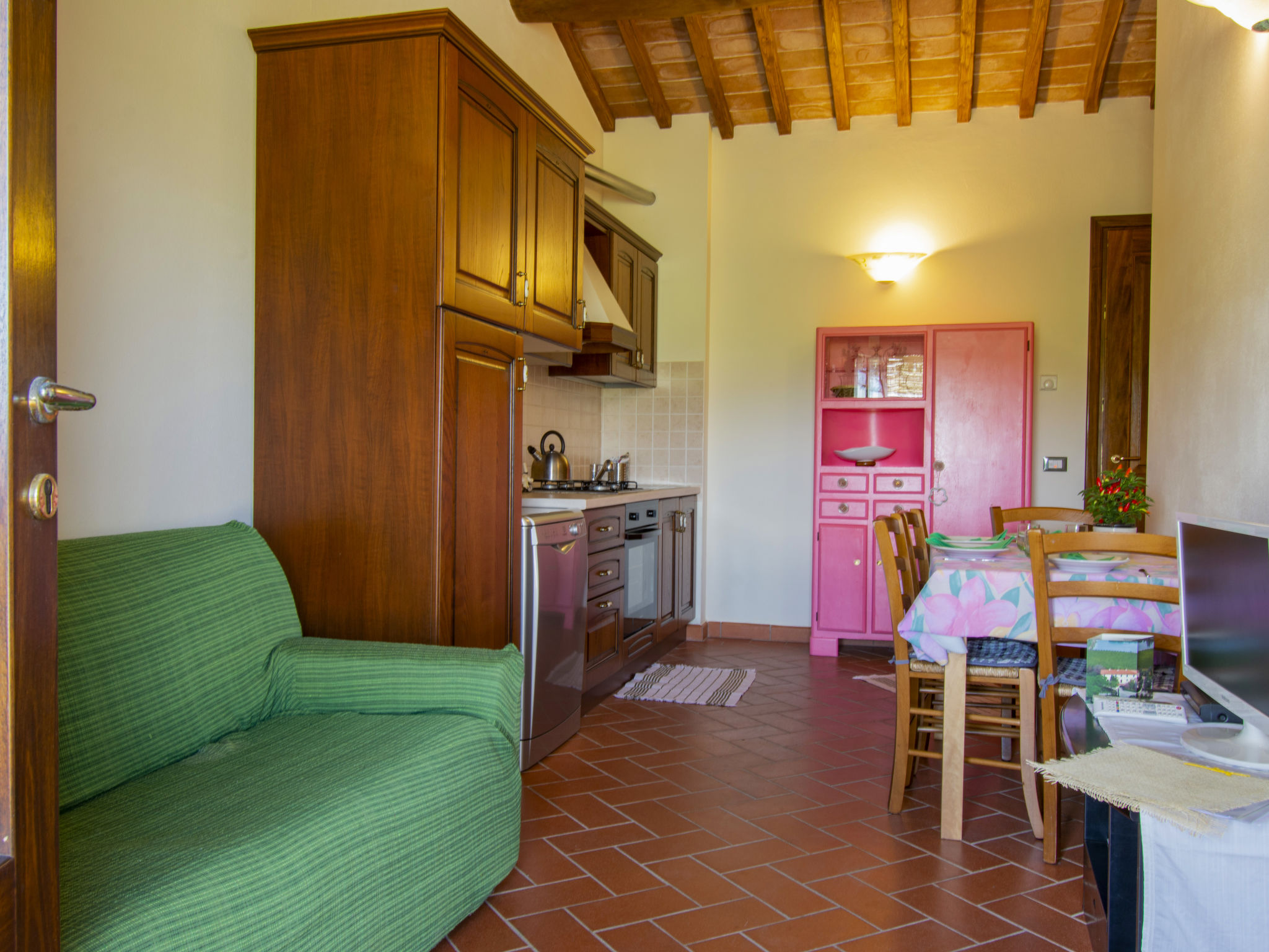 Foto 6 - Apartamento de 2 habitaciones en Cerreto Guidi con piscina y jardín