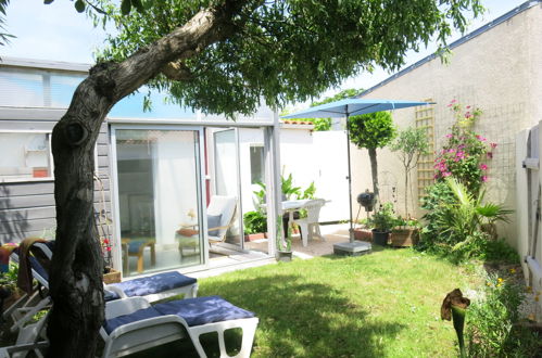 Photo 16 - 2 bedroom House in Talmont-Saint-Hilaire with terrace and sea view