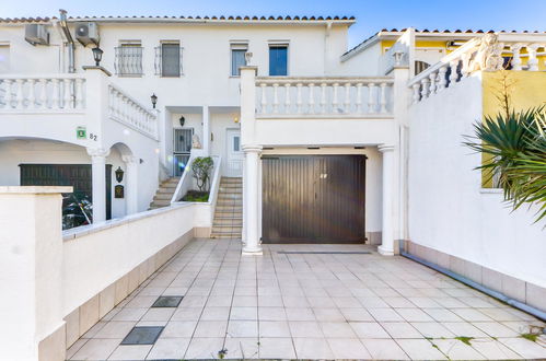 Photo 16 - Maison de 3 chambres à Castelló d'Empúries avec terrasse et vues à la mer