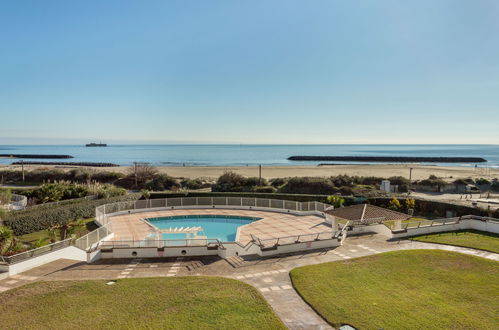 Foto 16 - Apartamento de 1 habitación en Agde con piscina y vistas al mar