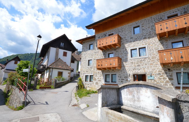 Apartment mit 2 Schlafzimmern in Ovaro mit garten - Foto 1