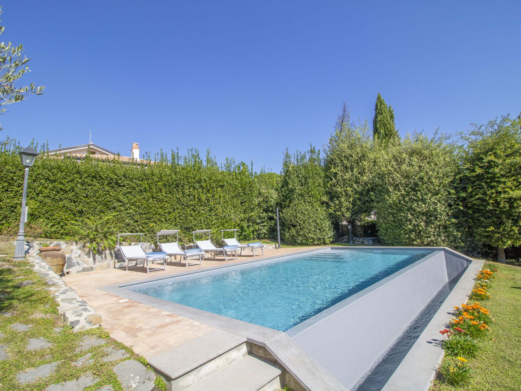 Photo 6 - Maison de 4 chambres à San Lorenzo Nuovo avec piscine privée et jardin