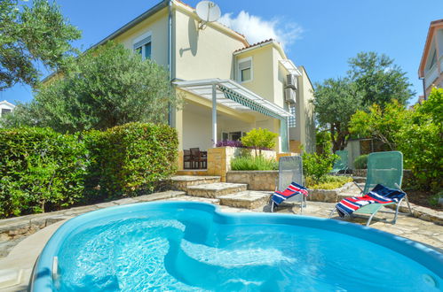 Photo 1 - Maison de 4 chambres à Tribunj avec piscine privée et jardin