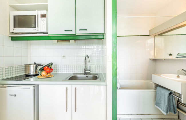 Apartamento de 2 quartos em Le Grau-du-Roi com piscina e terraço - Foto 12
