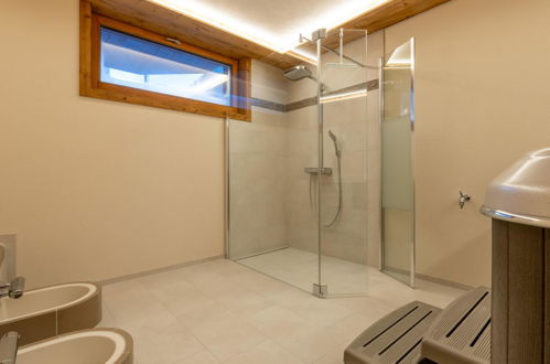 Foto 20 - Apartamento de 2 habitaciones en Saas-Almagell con sauna y bañera de hidromasaje