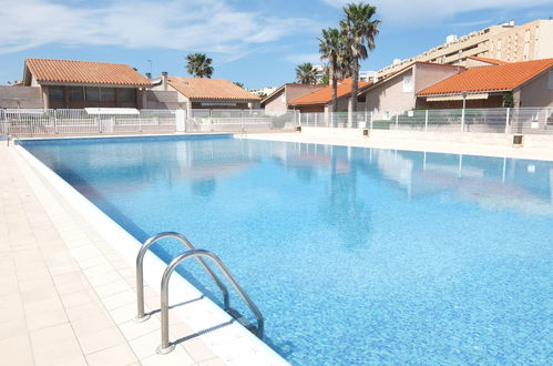 Photo 18 - 1 bedroom Apartment in Saint-Cyprien with swimming pool and terrace