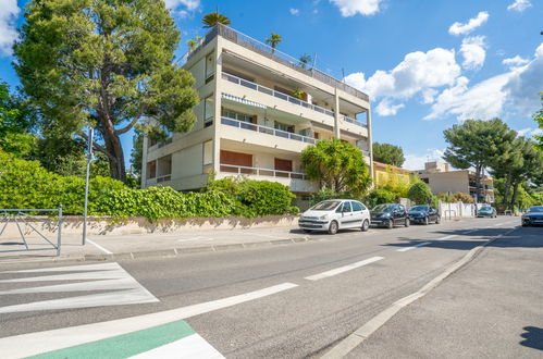 Photo 2 - 2 bedroom Apartment in La Ciotat with terrace