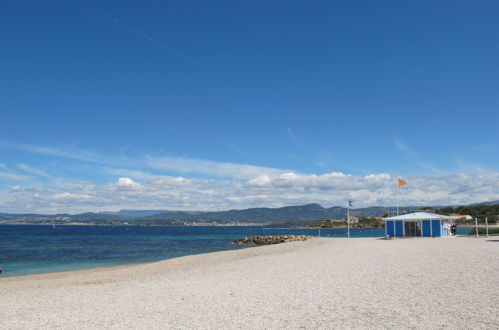 Photo 16 - Apartment in Six-Fours-les-Plages with sea view