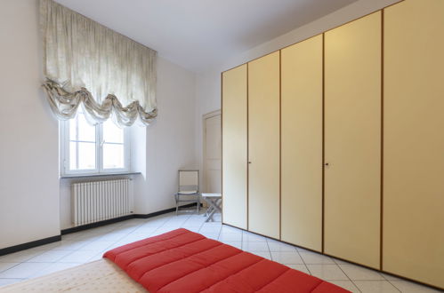 Foto 15 - Appartamento con 1 camera da letto a Finale Ligure con vista mare