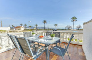 Photo 1 - Maison de 3 chambres à Castelló d'Empúries avec terrasse et vues à la mer