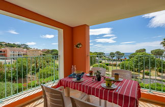 Foto 1 - Apartment mit 2 Schlafzimmern in Roquebrune-sur-Argens mit schwimmbad und terrasse