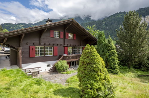 Foto 29 - Casa de 6 habitaciones en Lauterbrunnen con jardín