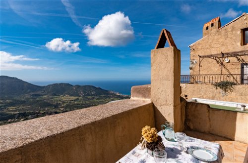 Photo 2 - Appartement de 2 chambres à Sant'Antonino avec terrasse et vues à la mer