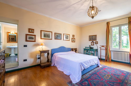 Photo 16 - 4 bedroom House in Tortona with private pool and garden